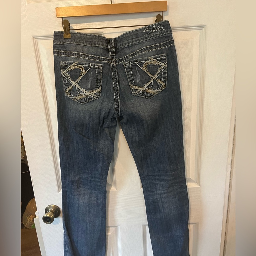 Silver Jeans, Aiko brand, capris, size 29x33 - Picture 2 of 8